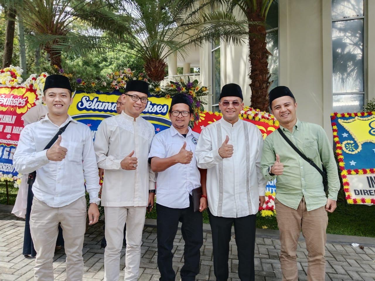 Ketua DPW FKDT Jabar H.Atep Abdul Gopar, S.Pd.I, M.M bersama Sekretaris Syamsul Arifin, S.Sy menghadiri Syukuran dan Do'a Bersama atas dilantiknya Wakil Gubernur Jabar