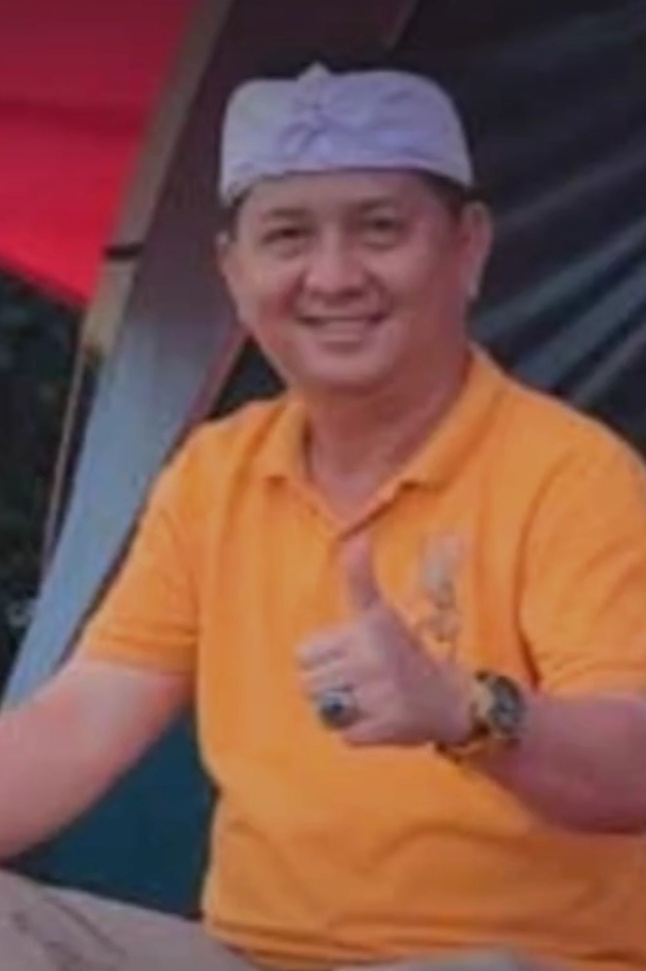 Ketua tim relawan  02 Religius Asep Suratman  keliling konsolidasi  dan silaturahmi ke tokoh  dan kawula muda Kec.Tanjungsiang