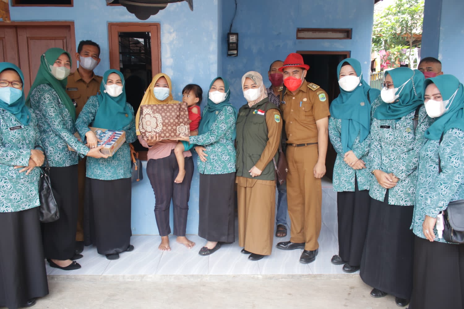 Ketua TP PKK salurkan Bantuan BAAS