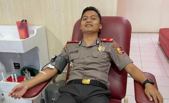 Kompol Andi Purwanto mengajak lakukan aksi sosial donor darah