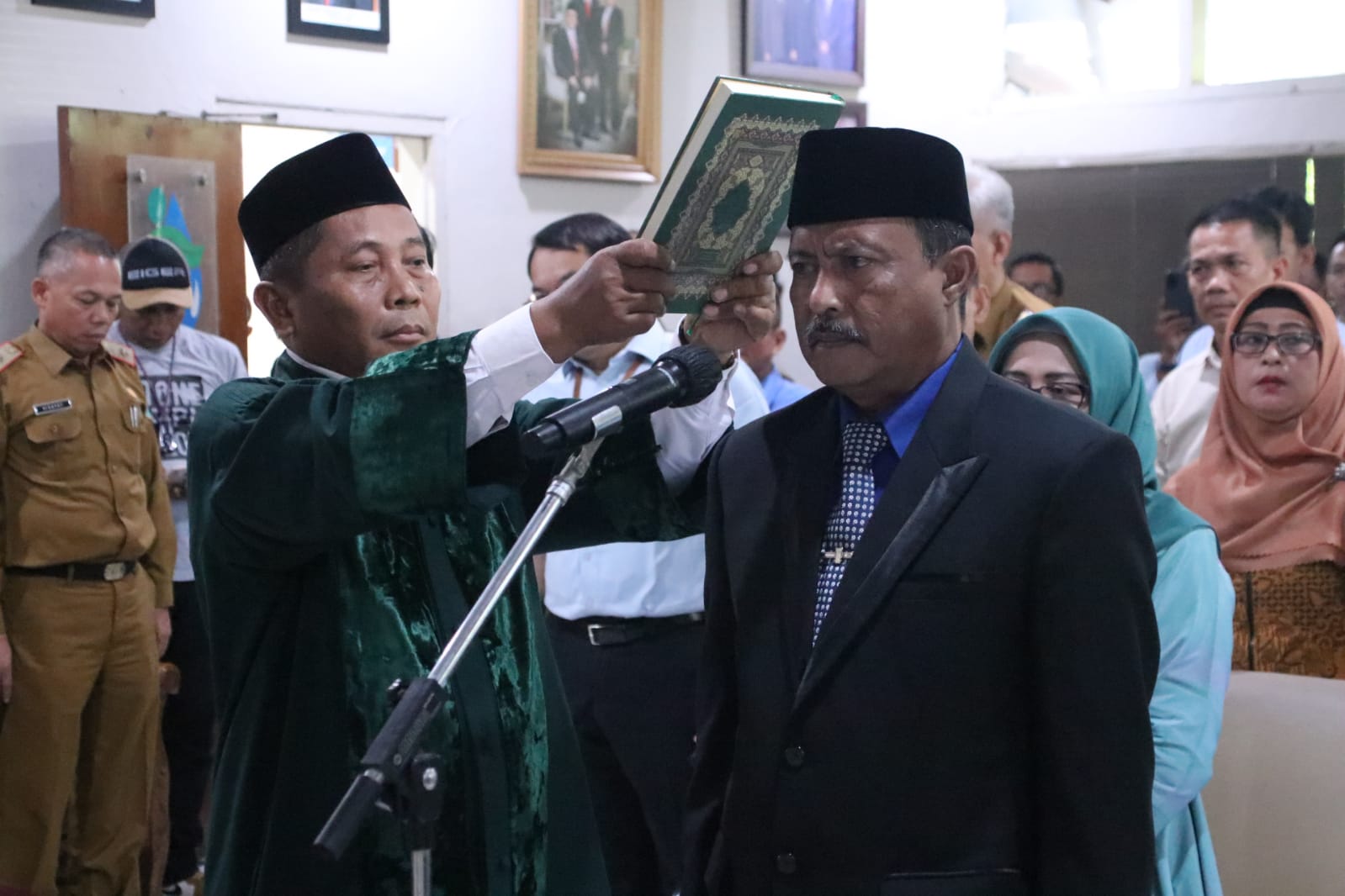 Lantik Ketua Dewan Pengawas Perumda Tirta Rangga, Kang Jimat Ajak Untuk Kerja Luar Biasa