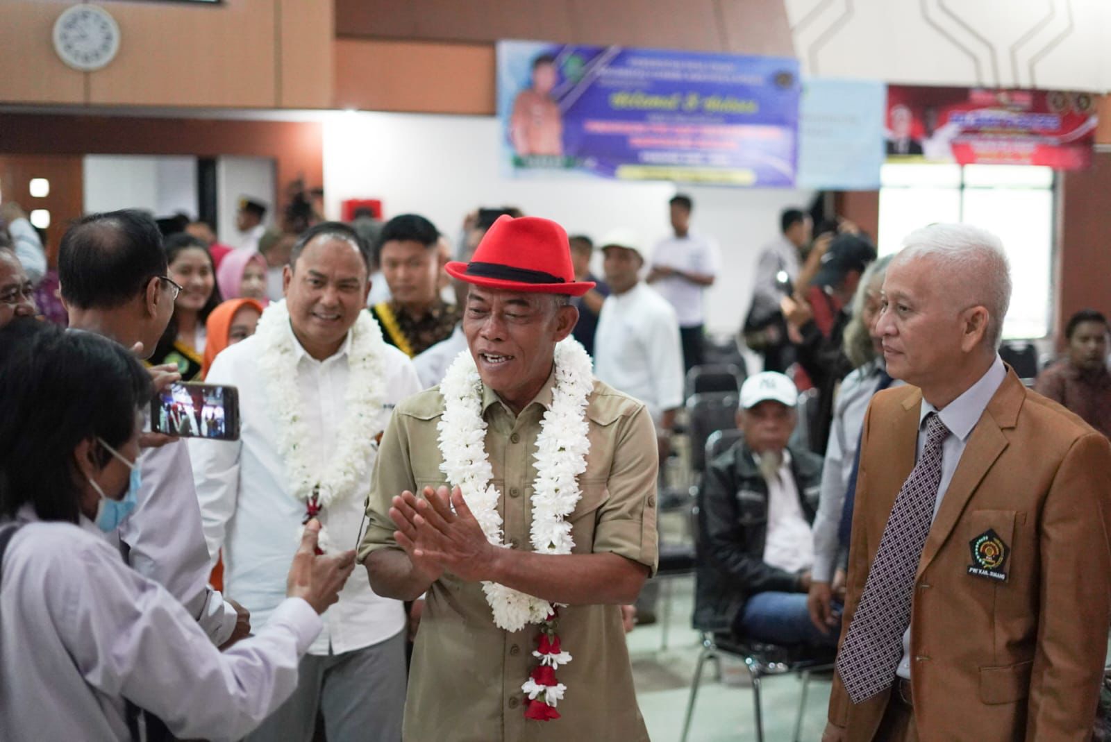 Lantik PWI & IKWI Subang, Kang Jimat Tegaskan  Peran Penting Wartawan dalam Pembangunan Kabupaten Subang