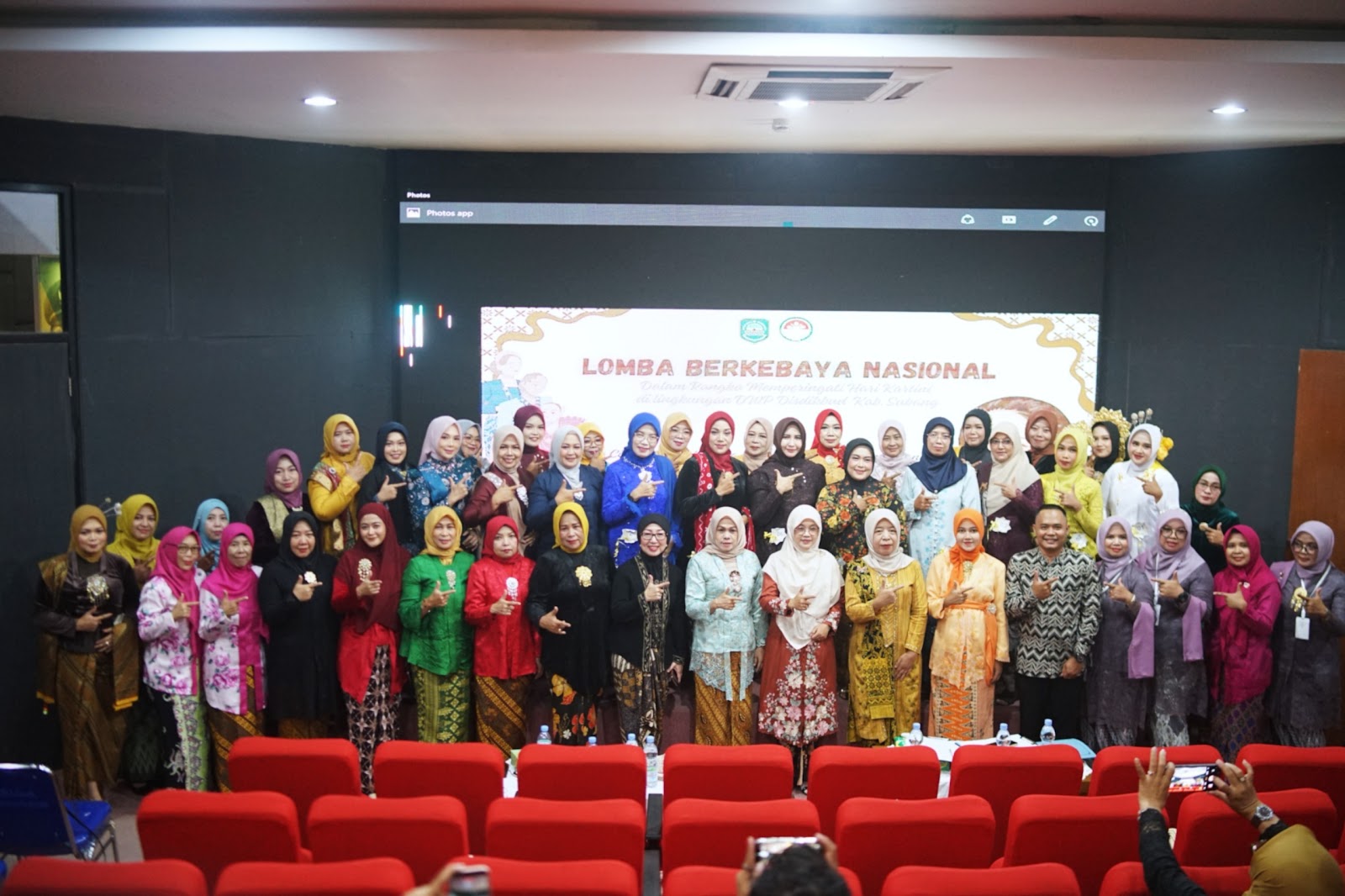LOMBA KEBAYA KARTINI DI SUBANG, EGA AGUSTINE DORONG PEREMPUAN TAMPIL PERCAYA DIRI DAN BERDAYA