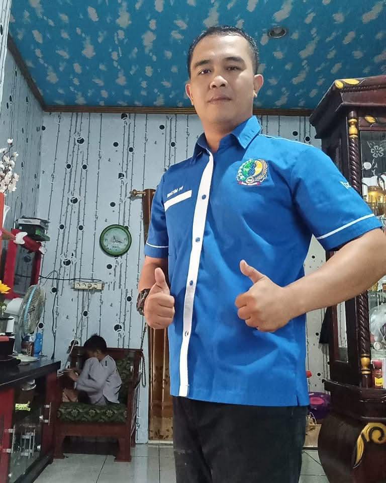 Loyalitas Kader dan Politik Pelayanan , Sikap Haji Ayi Mutakin di Pilkades Cimanglid   Tidak tertarik jadi pemimpin ?