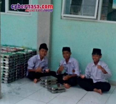 Madrasah Tsanawiyah Plus Karang Wangi Binong Apresiasi Program MBG Gratis Tingkatkan Semangat Belajar Siswa Madrasah