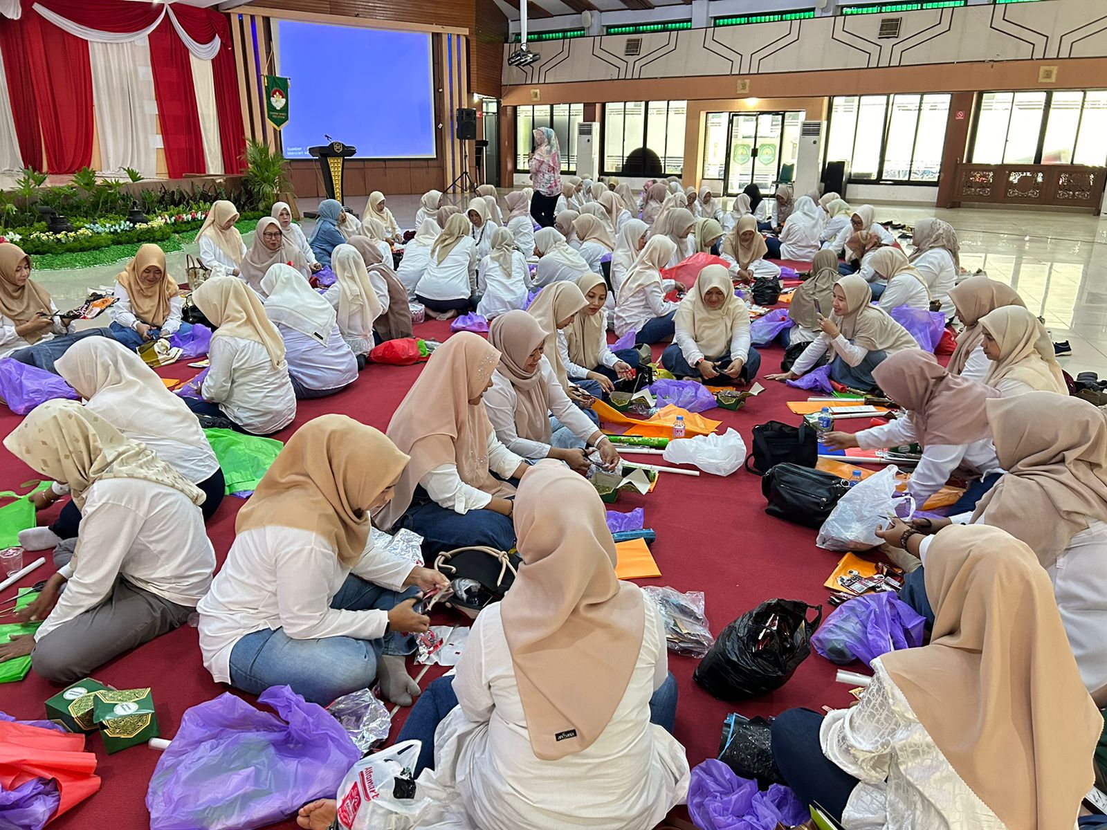 Memperingati HUT Ke-25 DWP, Subang Adakan Pelatihan Ekonomi Kreatif dengan Daur Ulang Sampah Plastik