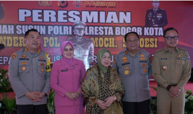 Mengenang  Pimpinan Ke - 10 POLRI, Kapolda jabar  Resmikan Rusun Bagi Anggota POLRI Aktif Dan ASN