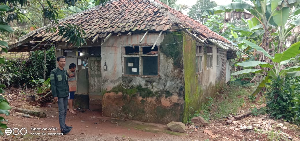 Miris Melihat Rumah Yang Sudah Tidak Layak Huni Di Kp Mekar Jaya Desa Curug Agung