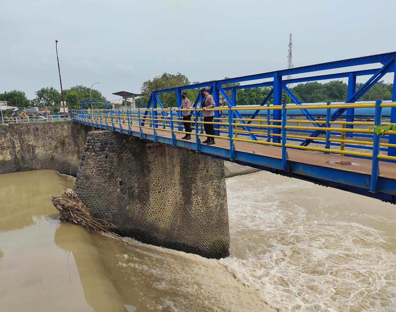 Monitoring Perkembangan Situasi Dan Antisipasi Bencana Alam