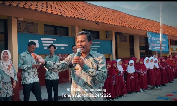 MPLS SDN Baranangsiang Kecamatan Tanjungsiang Untuk Mengembangkan Interaksi Positif Antar Siswa Dan Warga Sekolah