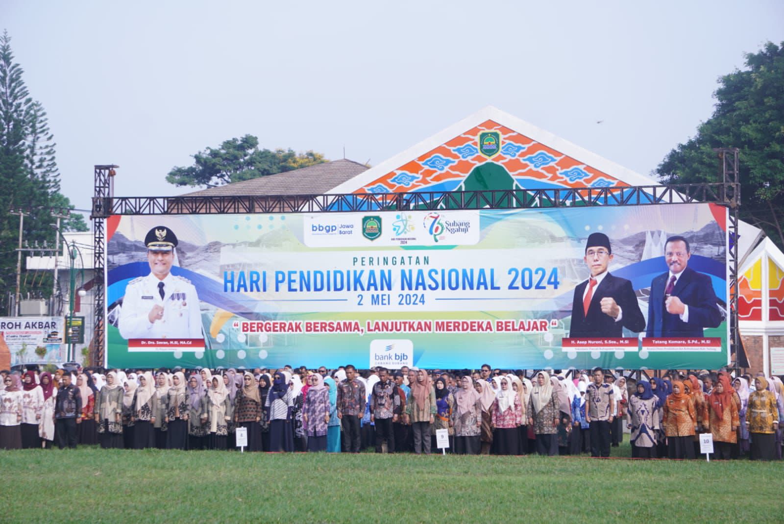 Pada Momentum Upacara Peringan Hari Pendidikan Nasional 2024, Pj. Bupati Subang: Jangan Pernah Berhenti Bermimpi