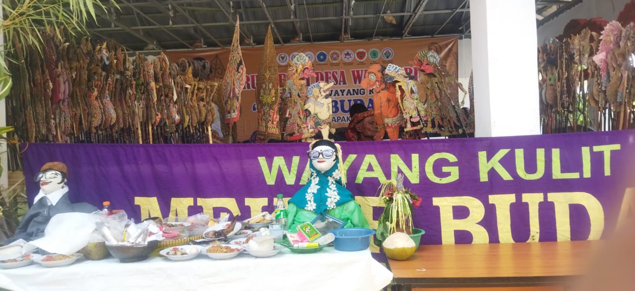 Pagelaran Wayang kulit Mekar Budaya Memeriahkan Ruwatan Bumi Desa Wanasari