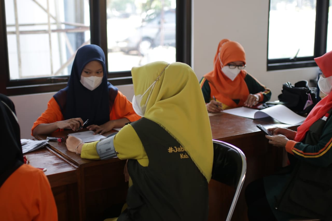 Pantau Kondisi Para Kader, TP PKK Gelar Program Medical Check Up
