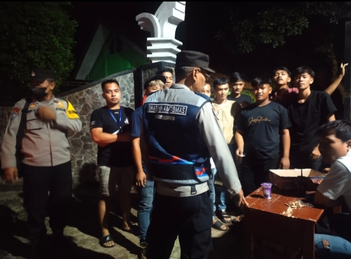 PATROLI POLSEK TANJUNGSIANG GIATKAN PATROLI DIALOGIS DAN HIMBAUAN KEPADA MASYARAKAT