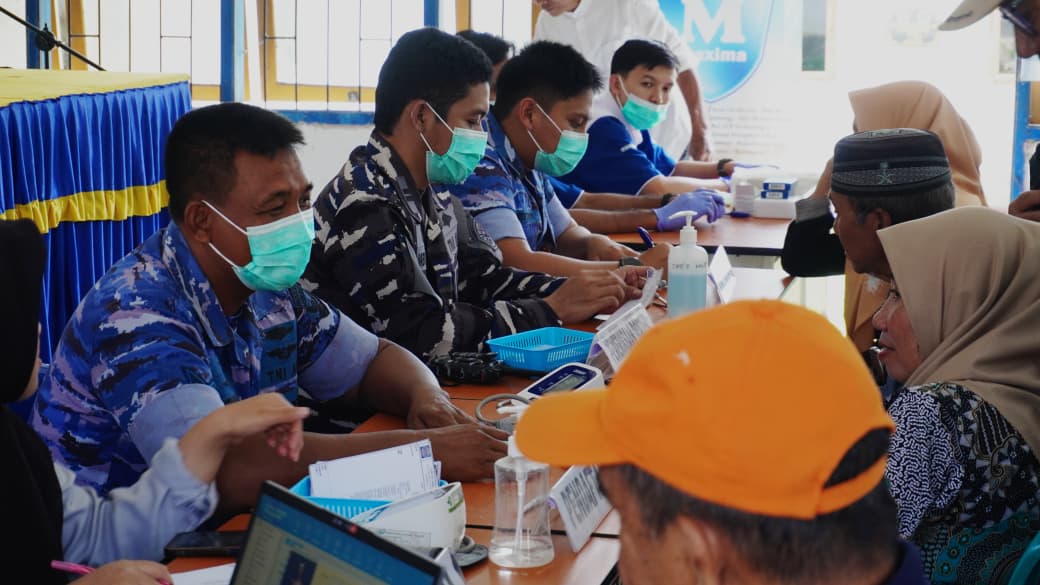 Peduli Kesehatan Masyarakat Lanud Haluoleo Gelar Bakti Teritorial Prima, Pemeriksaan Kesehatan Gratis di Desa Toronipa