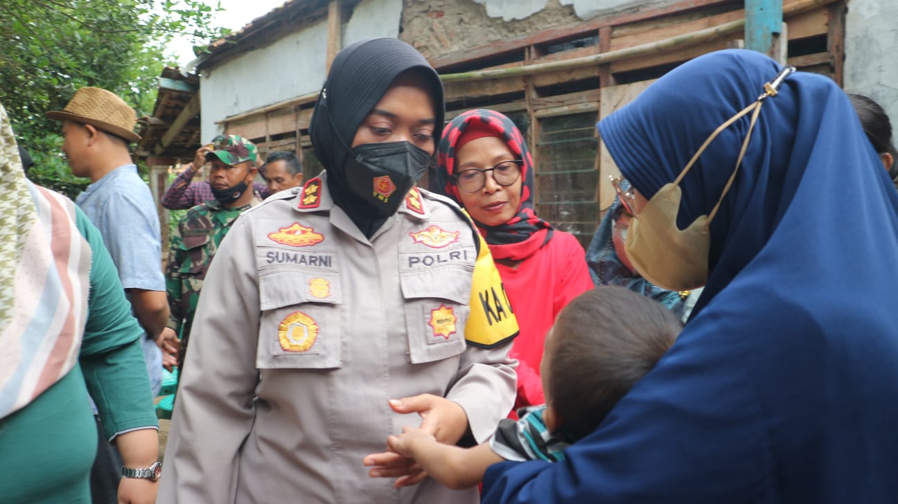 Peduli Terhadap Warga Kapolres Subang Blusukan Ke Dusun Timbangrawa