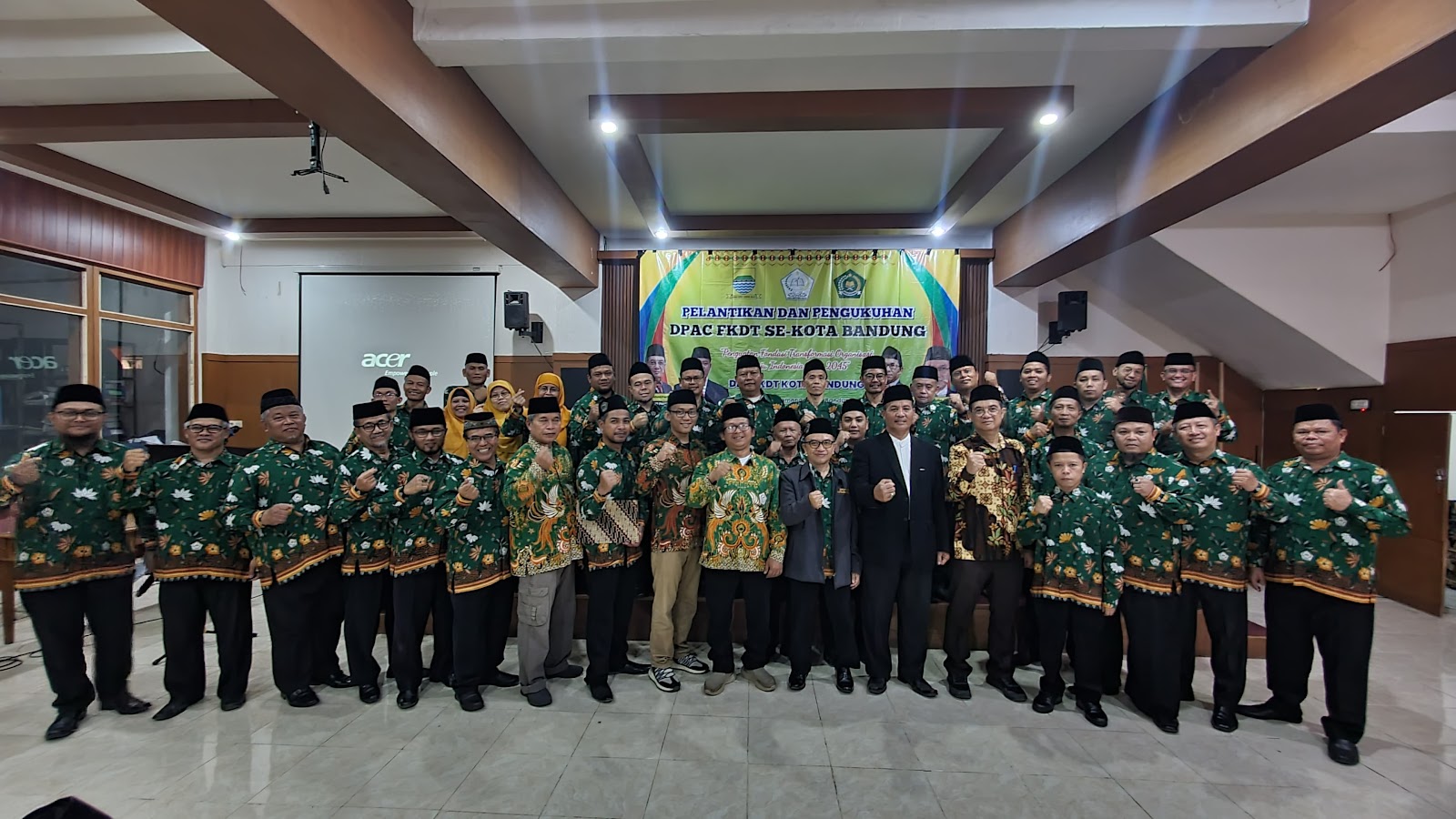 Pelantikan Pengurus DPAC FKDT Kec. Se-Kota Bandung Dan Sosialisasi Digitalisasi Keuangan Diniyah