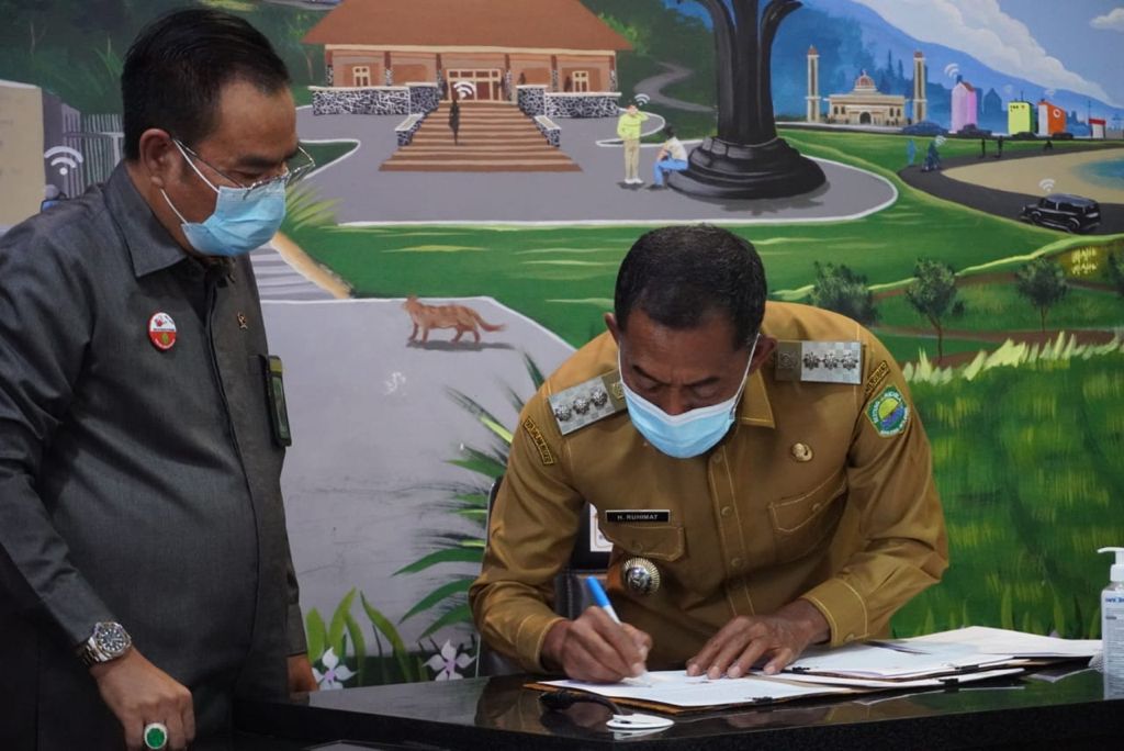 Pemda Subang Tandatangani MoU dengan PN Subang Tentang Pengembangan Aplikasi Sidang Keliling