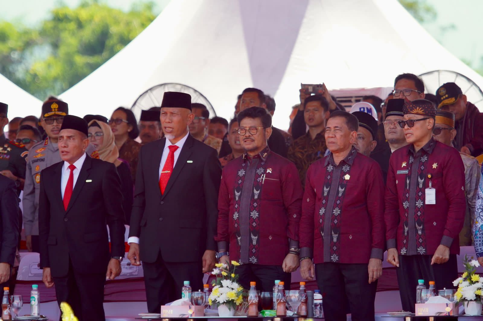 Penas XVI di Padang,  Presiden Jokowi dan Mentan Mendapat  Apresiasi dari Petani