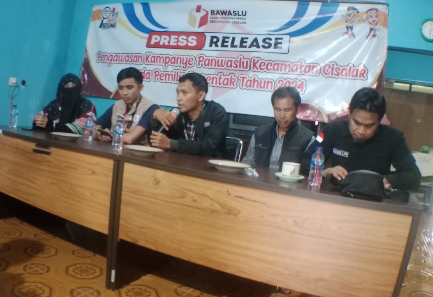 PENGAWASAN KAMPANYE PEMILU 2024 PANWASLU KECAMATAN CISALAK GELAR PRESS RELEASE