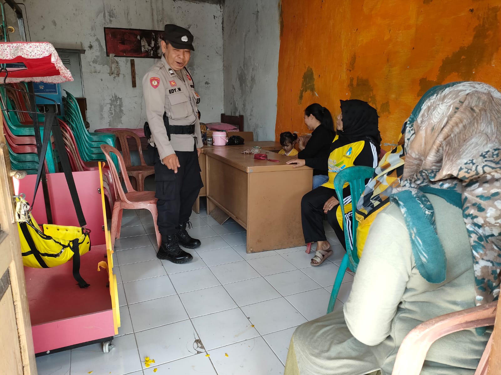 Pengawasan SubPin Polio II Posyandu ( Nagasari I - IX ) Desa Tanjungsiang di Wilkum Polsek Tanjungsiang