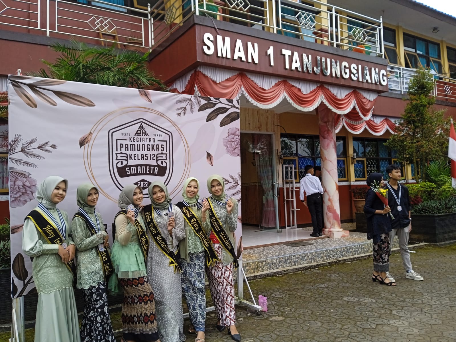 Perpisahan Siswa-Siswi Kelas XII SMAN Tanjungsiang