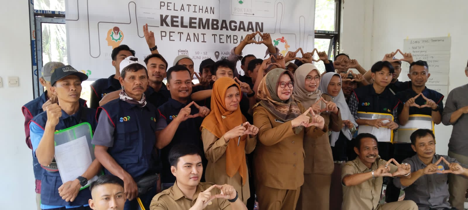 Pertama Kali Dalam Sejarah Kelompok Tani Alam Subur Gelar Pelatihan Kelembagaan Petani Tembakau dengan Puluhan Anggota
