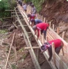 Petani Kampung Gorowong Desa Gardusayang Mengharapkan Bantuan Pemerintah Kabupaten Subang untuk Saluran Air Sukanande