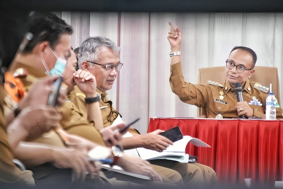 Pimpin Briefing Staf, Pj. Bupati Subang: Hapus Kegiatan yang Tidak Berdampak Bagi Masyarakat!