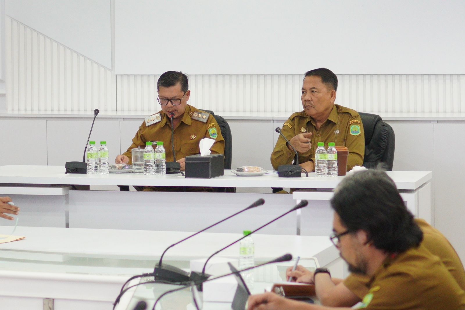 PIMPIN BRIEFING STAF, WAKIL BUPATI SUBANG MATANGKAN PERSIAPAN PAWAI TATAR SUNDA DAN ABPEDNAS