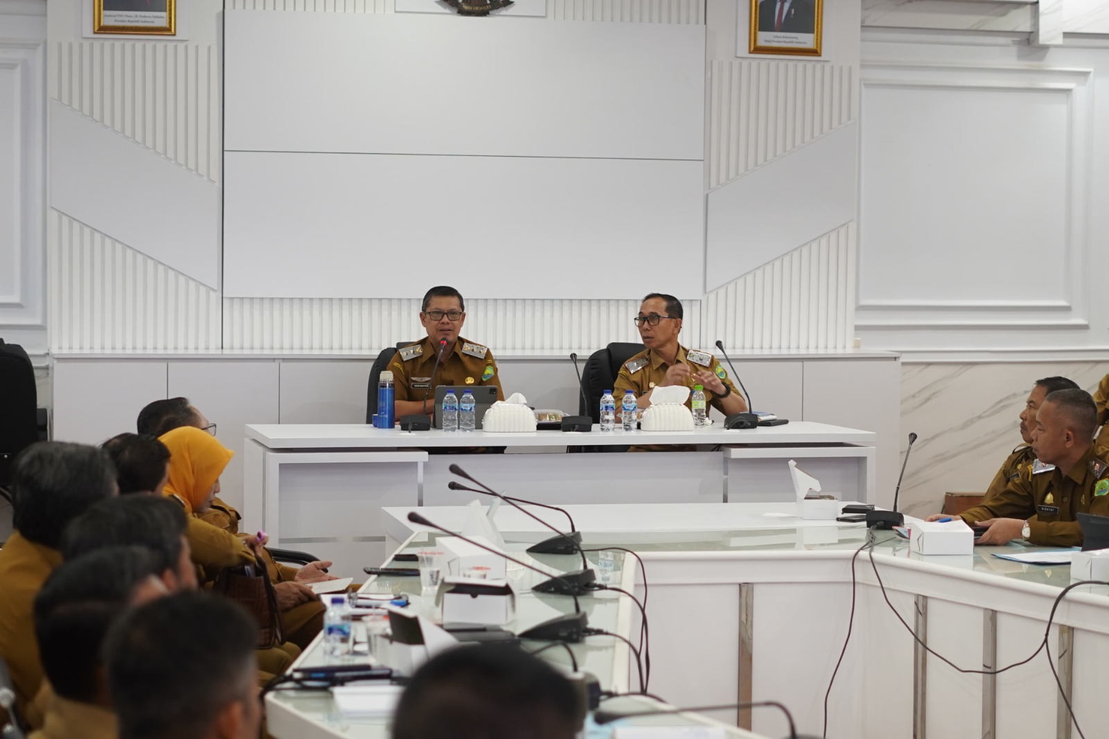 Pimpin Briefing Staf, Wakil Bupati Subang Tekankan Program Prioritas dan Peningkatan SAKIP