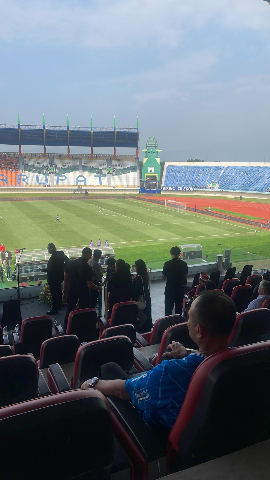 Pj. Bupati Subang Dampingi Presiden RI Saksikan Pembukaan Piala Presiden