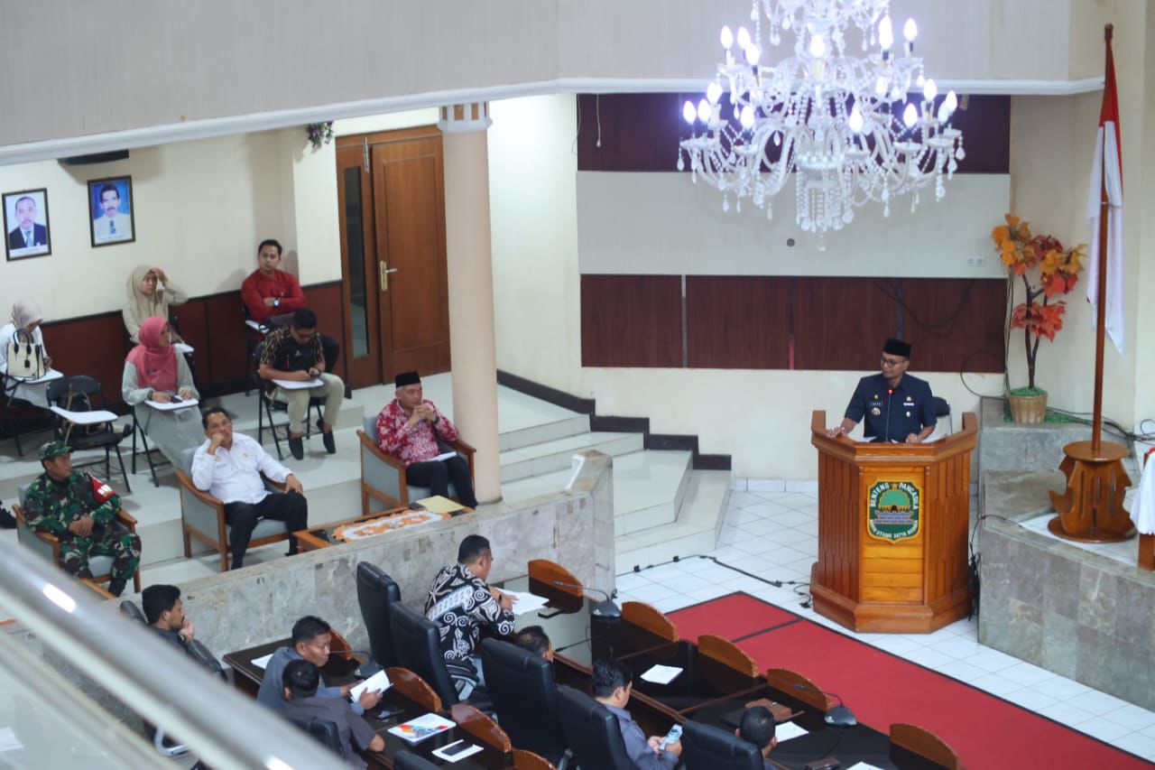 Pj. Bupati Subang Hadiri Paripurna dengan agenda Penyampaian Nota Pengantar LKPJ dan Raperda Bantuan Hukum