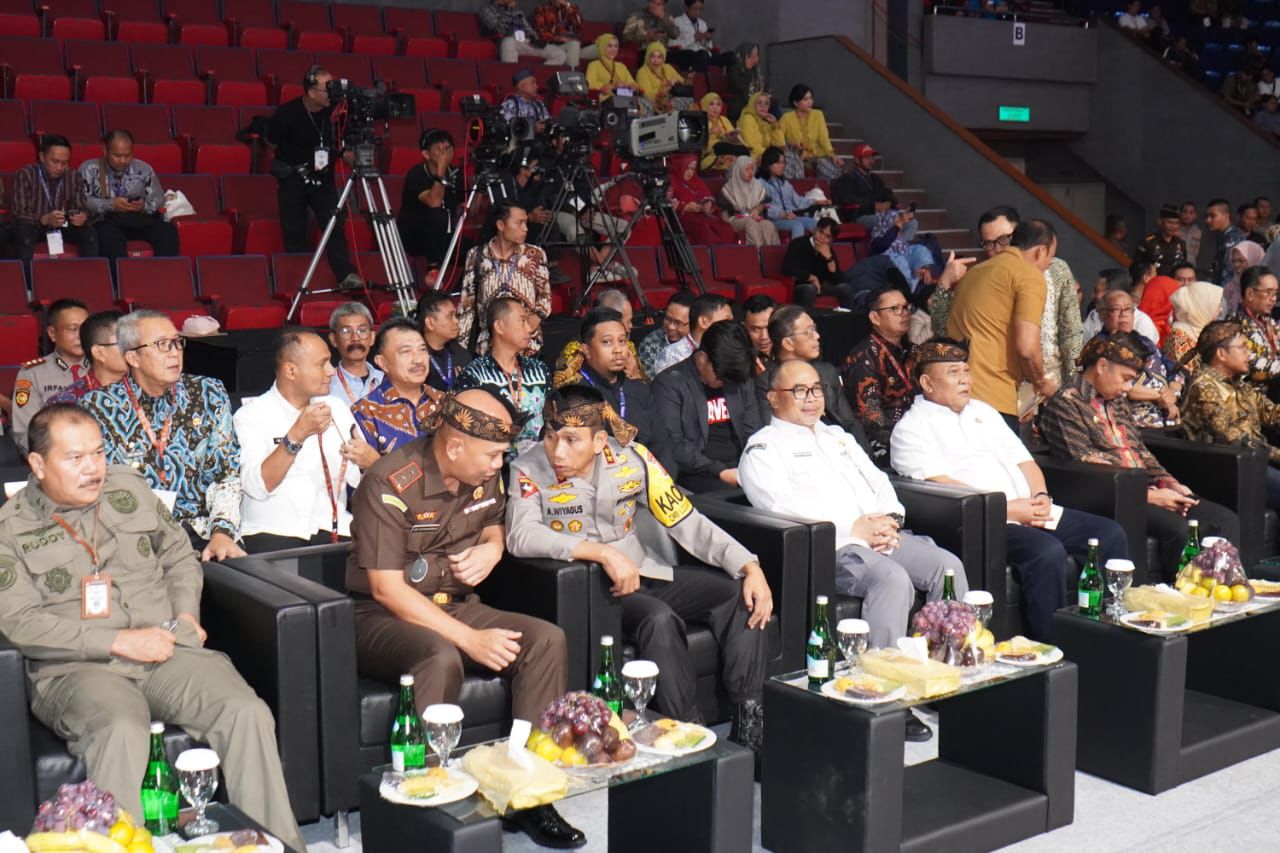 Pj.Bupati Subang Hadiri peluncuran pemilihan Gubernur dan Wakil Gubernur Jawa Barat