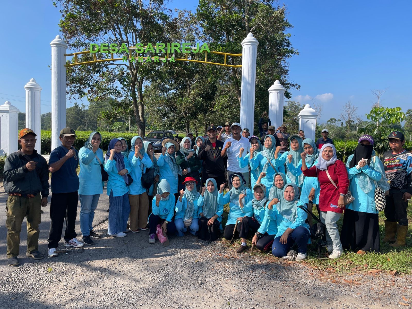Pj. Bupati Subang Meninjau Kerja Bakti di Desa Sarireja-Jalancagak