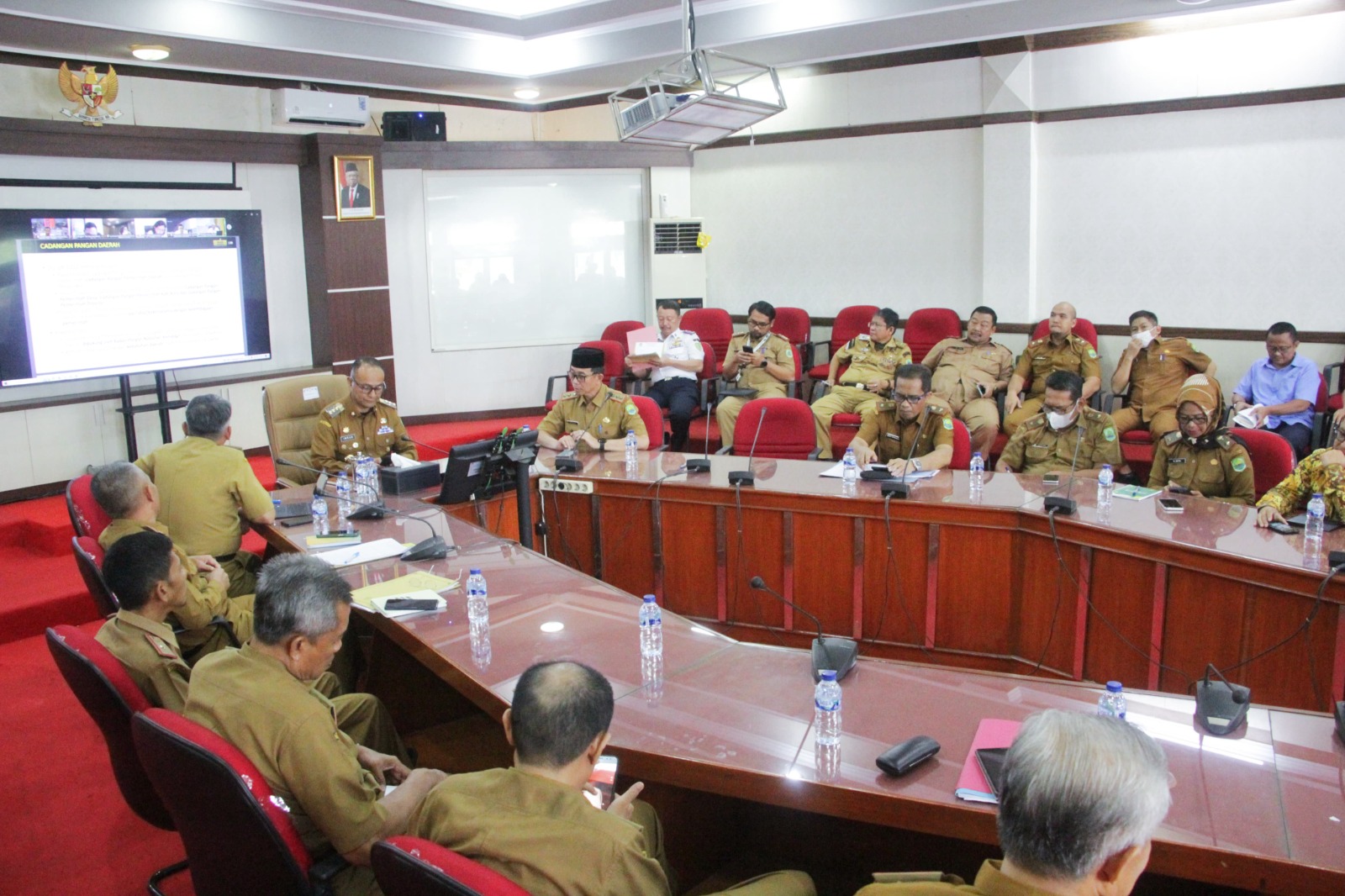 Pj. Bupati Subang Pimpin Briefing Bersama para Kepala OPD dan BUMD