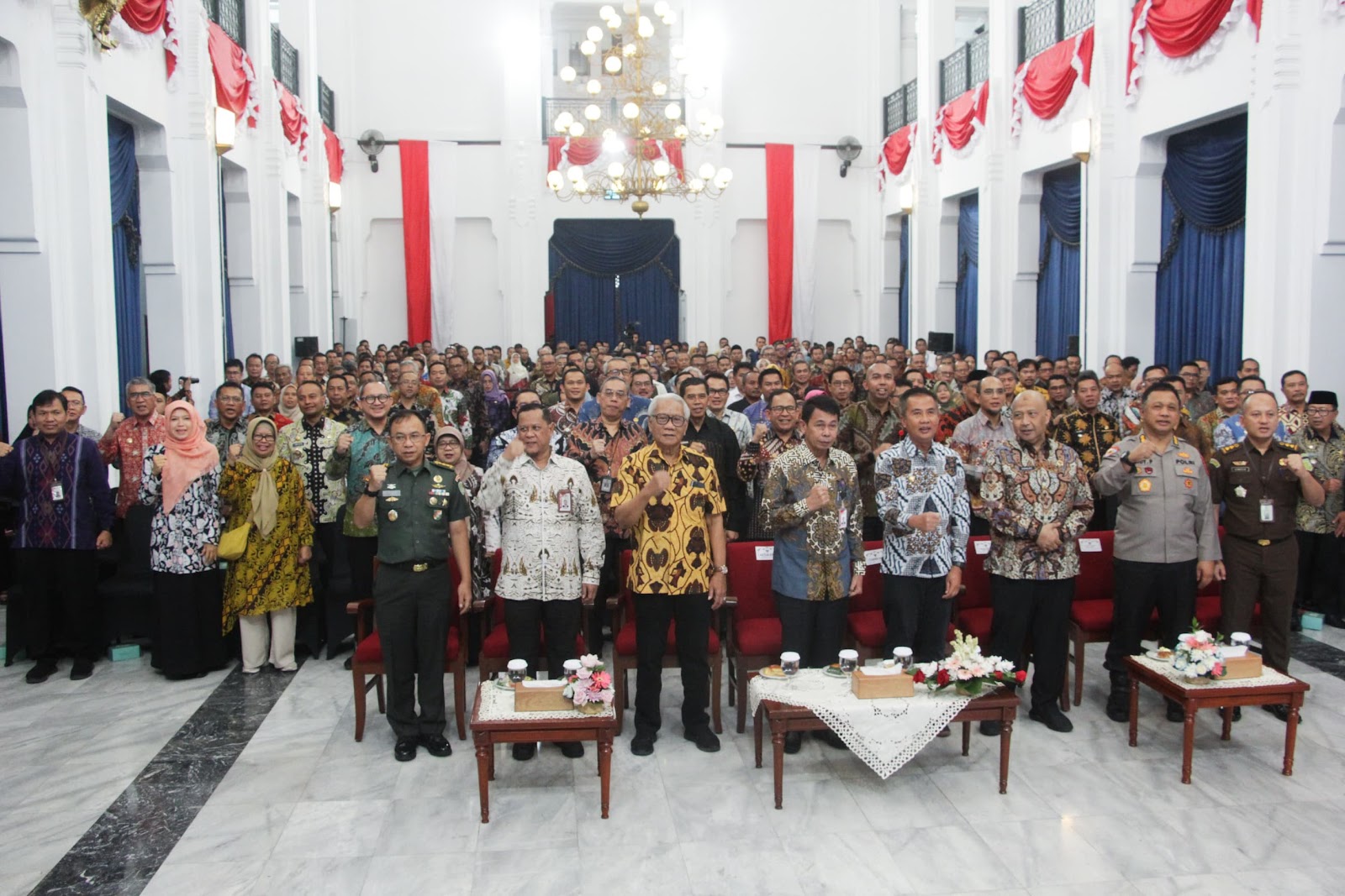 Pj. Bupati Subang Serahkan Sertifikat Barang Milik Daerah (BMD) Kepada Kepala Kantor BPN Subang