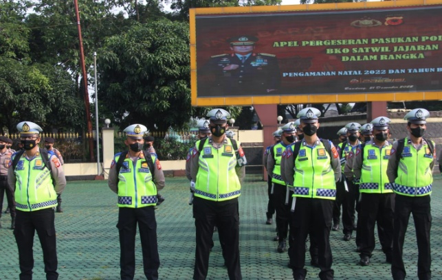 Polda Jabar Gelar Apel Pergeseran Pasukan Jelang Natal 2022 Dan Tahun Baru 2023