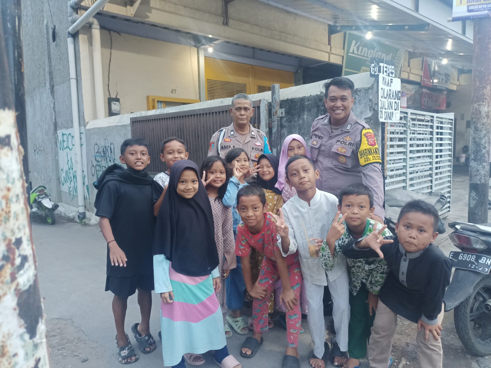 Polisi  Berikan Edukasi Stop Bullying Kepada Anak-Anak