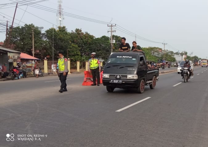 Polsek Ciasem Lakukan Gatur Lalin sore