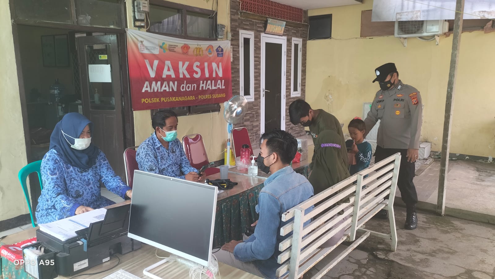 Polsek Pusakanagara Tingkatkan Prokes Laksanakan Patroli KRYD