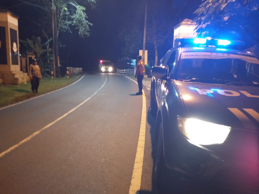Polsek Tanjungsiang gencarkan Patroli malam di jalur perbatasan Kabupaten Subang dan Kabupaten Sumedang