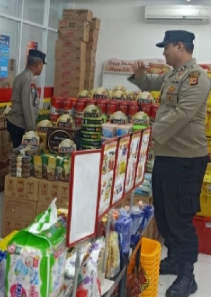 Polsek Tanjungsiang Laksanakan Giat Patroli Warung Modern Waralaba