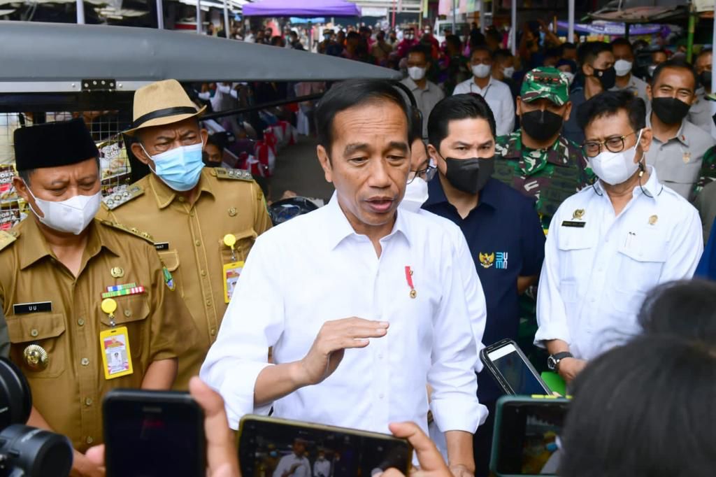 Presiden RI dan Kang Jimat Tinjau Harga Bahan Pokok