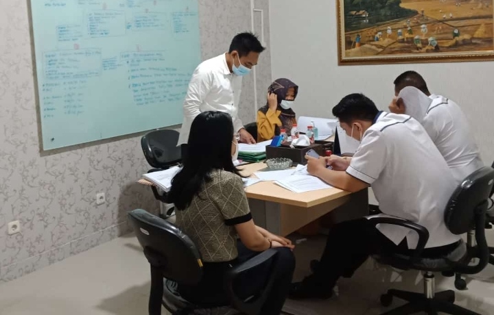 PT. PPE BUMD Bogor diputus PKPU Oleh Pengadilan Niaga, Tim Advokat Rohmat Selamat.,S.H.,M.Kn Ajukan Klaim