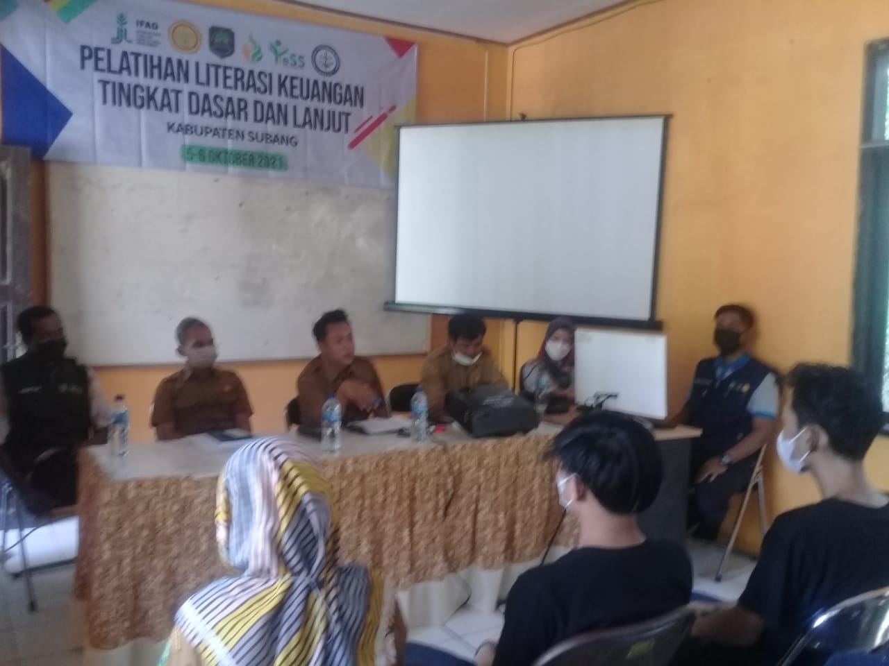 Puluhan Pemuda Tani Kecamatan Cibogo Ikuti Pelatihan Literasi Keuangan Tingkat Dasar