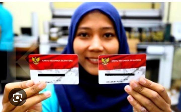 "TKSK" Dipertanyakan,Siapa yang memerintahkan dan mengkoordinir kartu ATM Bansos  BPNT ada di orang lain?