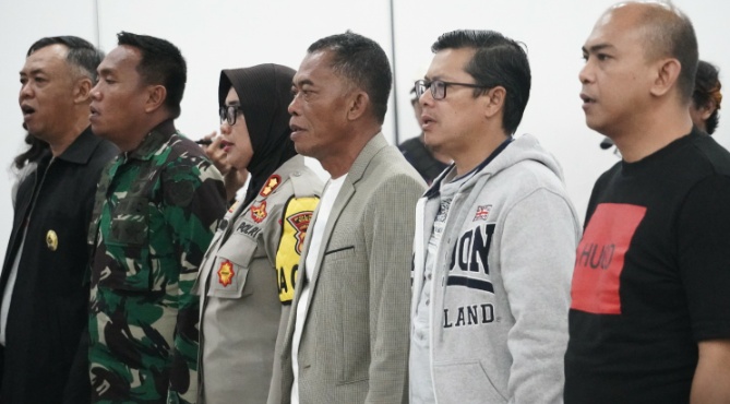 Raih Penghargaan Dari IWO Indonesia, Kang Jimat : Menjadi Pecut untuk Berbuat Lebih Baik
