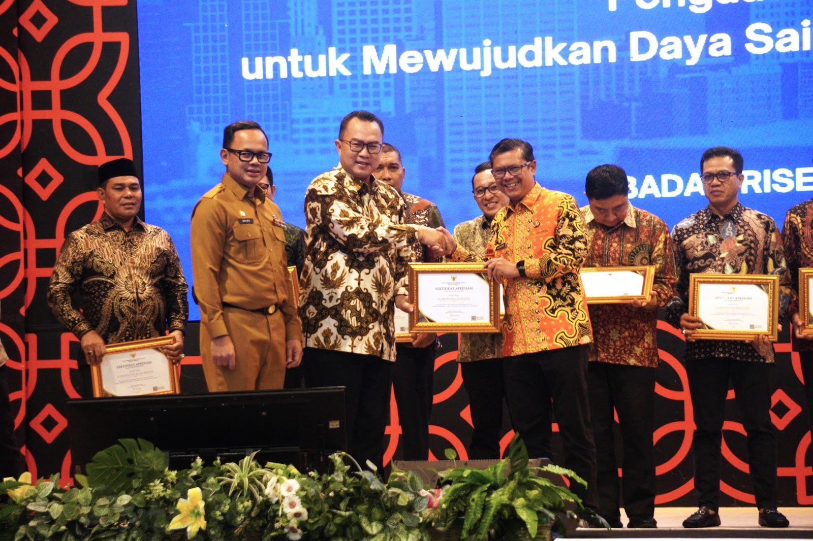 RAIH SKOR 3,84 DAN PENGHARGAAN IDSD 2025, SUBANG PERKUAT PERCEPATAN PEMBANGUNAN BERBASIS INOVASI