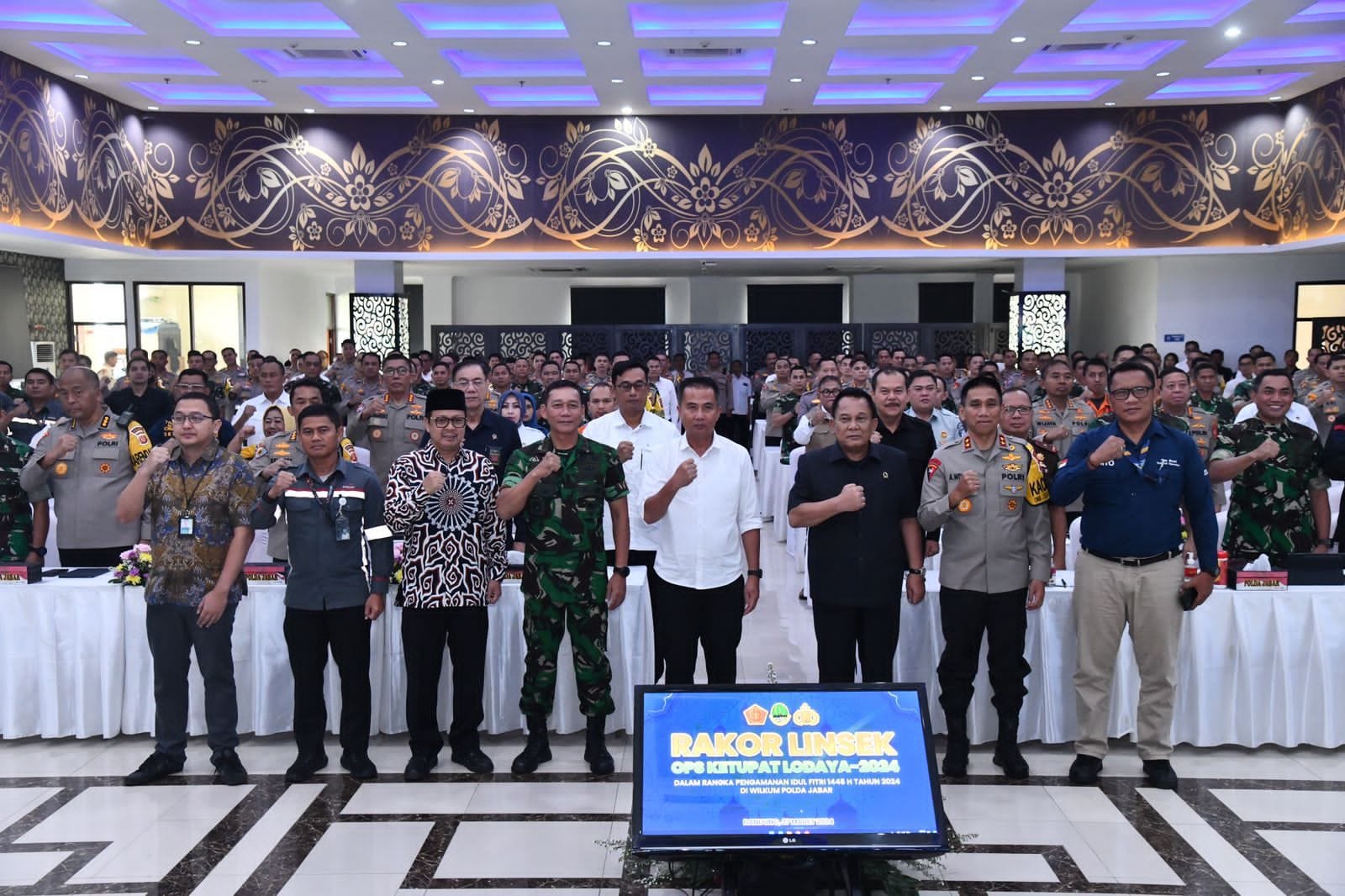 Rakor Lintas Sektoral Ops Ketupat Lodaya 2024 dalam rangka pengamanan Idul Fitri 1445 H Tahun 2024 di Wilkum Polda Jabar
